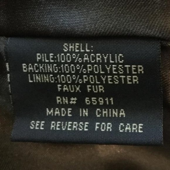 Damselle New York Women's Faux Fur Vest - Picture 7 of 7